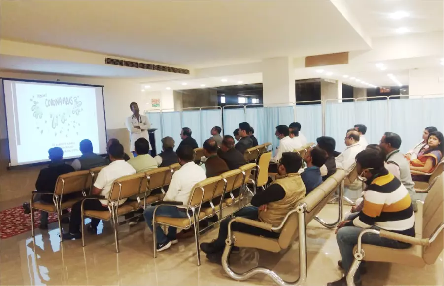 Dr Kuldeep Kumar, Best Lung Specialist in Gurgaon India, Best Pulmonologist in Gurgaon, Best Critical Care Specialist in Gurgaon, Best Doctor for Bronchoscopy in Gurgaon